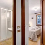 Bilocale Vista Monte Bianco アパート *