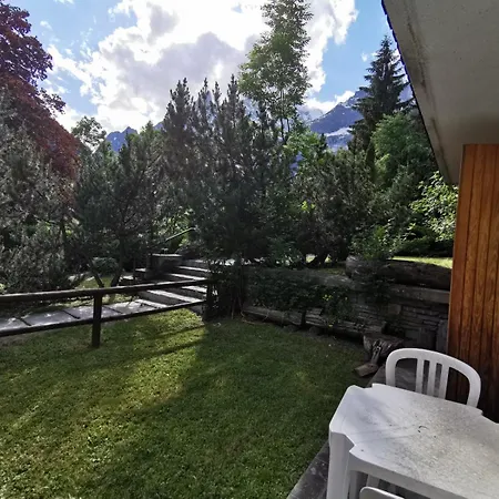 Apartment Bilocale Vista Monte Bianco *